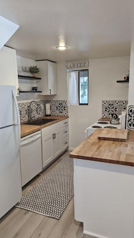 Cozy Condo Walking Distance To Village And Gondola W/ Pool/ Jacuzzi Sleeps 4. Mammoth Lakes Esterno foto